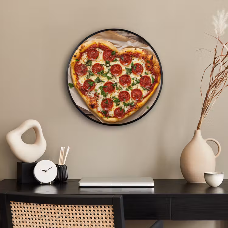 Pizza - Hart - Pepperoni - Tomaat Fotolijst rond zonder passe partout klein -sfeer1