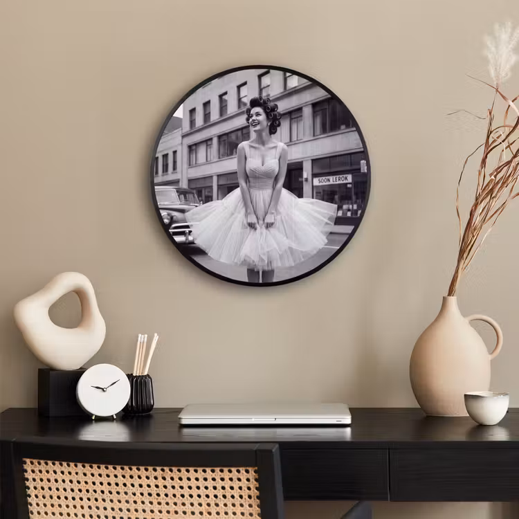 Retro - Vrouw - Zwart - Wit Fotolijst rond zonder passe partout klein -sfeer1