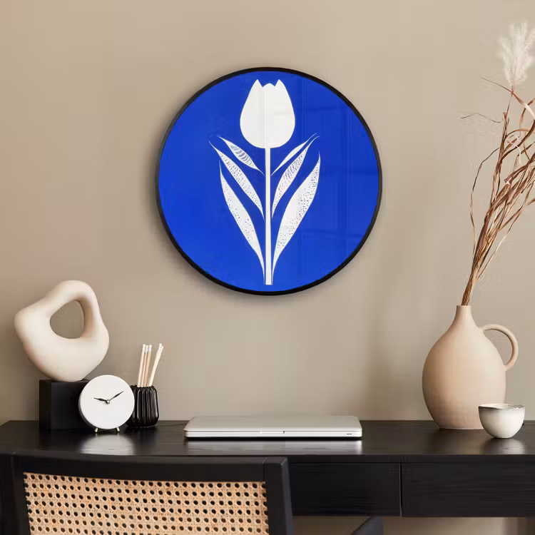 Tulp - Minimalistisch - Bladeren - Wit Fotolijst rond zonder passe partout klein -sfeer1