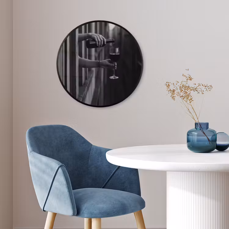 Wijnfles - Glas - Handen - Raam Fotolijst rond zonder passe partout klein -sfeer2