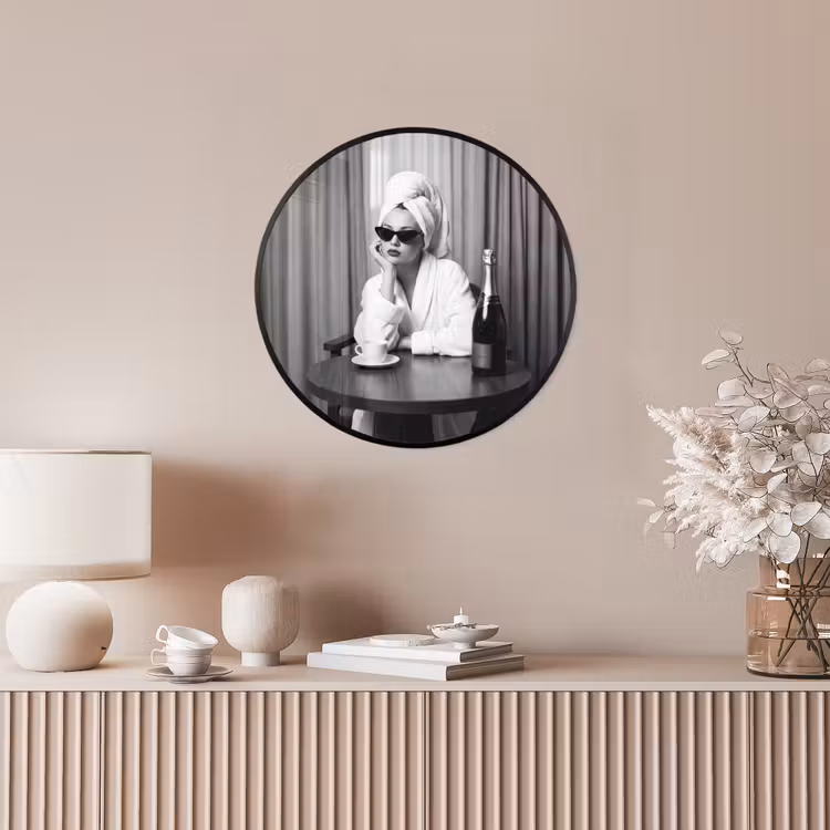 Vrouw - Bubbels - Zwart - Wit Fotolijst rond zonder passe partout klein -sfeer3