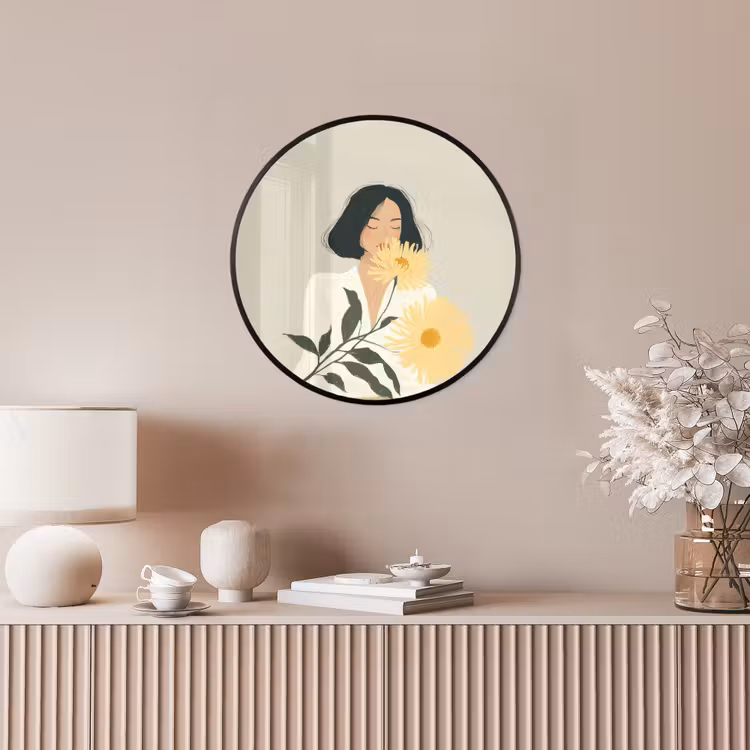 Vrouw - Bloem - Geel - Minimalistisch Fotolijst rond zonder passe partout klein -sfeer3