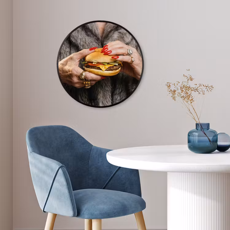 Vrouw - Hamburger - Bontjas Fotolijst rond zonder passe partout klein -sfeer2