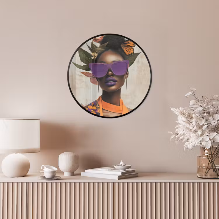 Vrouw - Zonnebril - Vlinder - Bloemen Fotolijst rond zonder passe partout klein -sfeer3