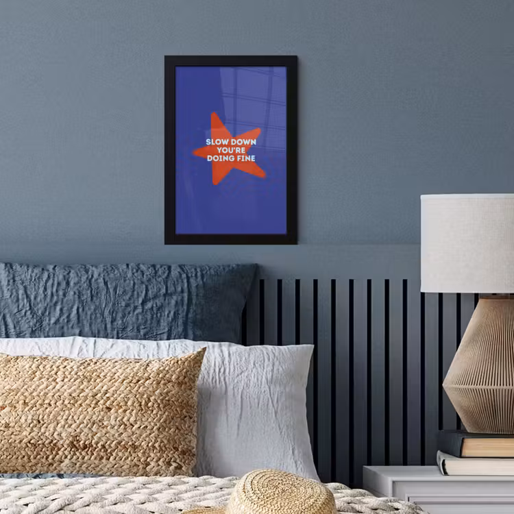 Slow down you're doing fine - Ster - Blauw fotolijst zwart zonder passe partout klein -sfeer3