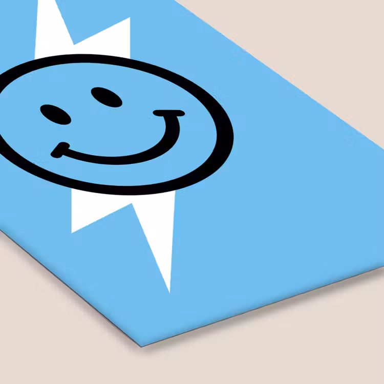 Smiley - Blauw - Bliksem fotolijst zwart zonder passe partout klein -zsfeer6