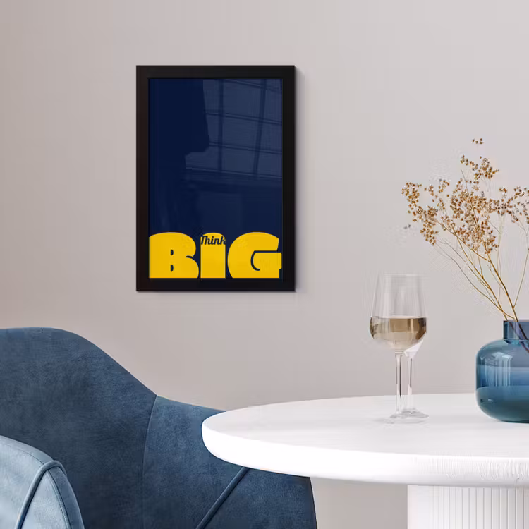 Think big - Blauw - Geel fotolijst zwart zonder passe partout klein -sfeer4