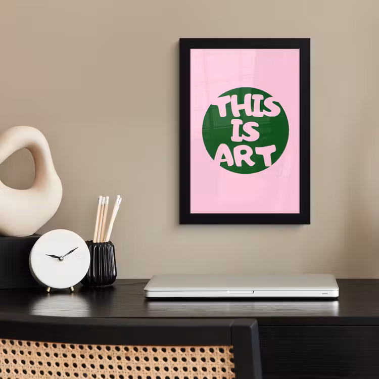 This is art - Tekst - Cirkel - Groen fotolijst zwart zonder passe partout klein -sfeer1