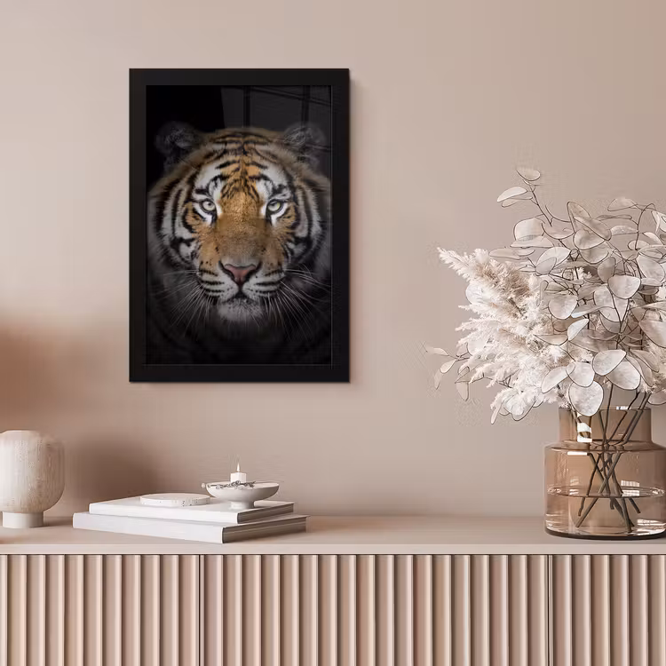 Tijger - Wilde dieren - Portret - Zwart - Dieren fotolijst zwart zonder passe partout klein -sfeer5
