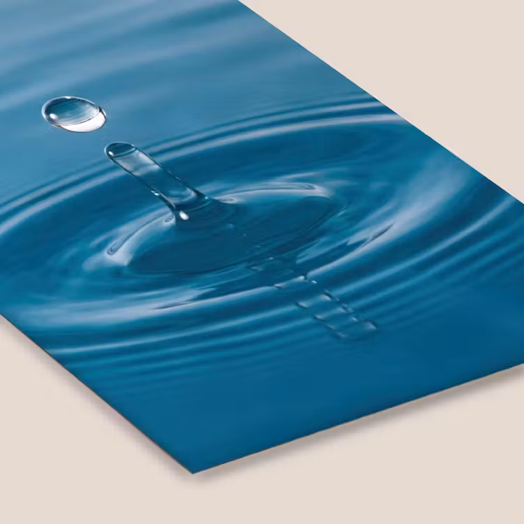 Waterdruppel - Water - Oppervlakte fotolijst zwart zonder passe partout klein -zsfeer6
