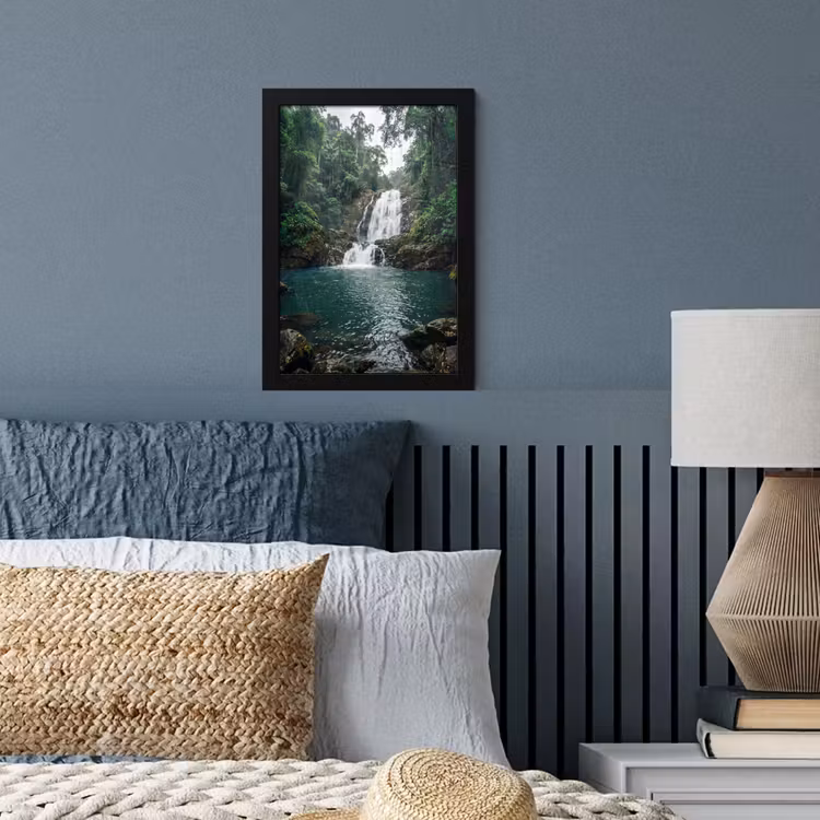 Waterfall - Forest - Nature - Greenkhgyguyg fotolijst zwart zonder passe partout klein -sfeer3