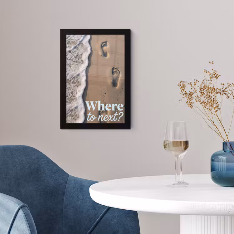 Where to next - Strand - Voetstappen fotolijst zwart zonder passe partout klein -sfeer4