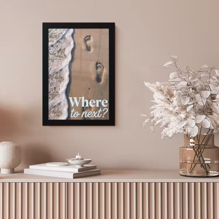 Where to next - Strand - Voetstappen fotolijst zwart zonder passe partout klein -sfeer5