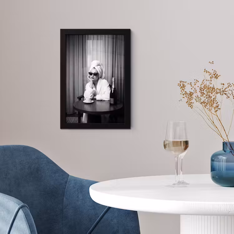 Vrouw - Bubbels - Zwart - Wit fotolijst zwart zonder passe partout klein -sfeer4