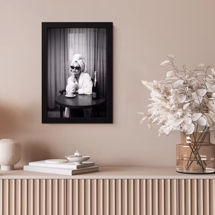 Vrouw - Bubbels - Zwart - Wit fotolijst zwart zonder passe partout klein -sfeer5