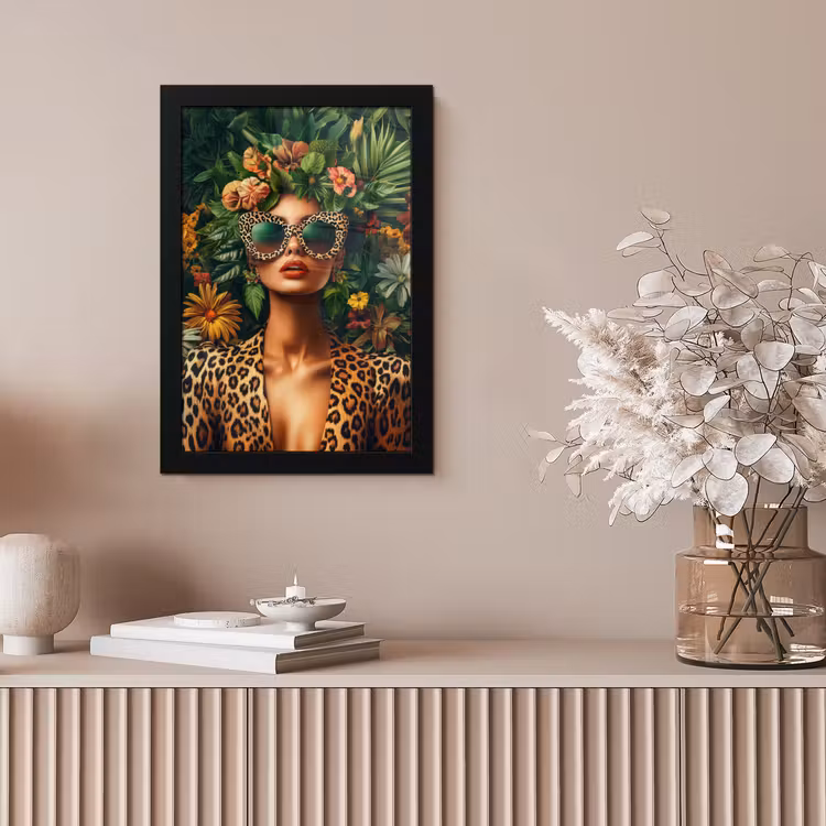 Vrouw - Panterprint - Jungle - Natuur - Luxe fotolijst zwart zonder passe partout klein -sfeer5