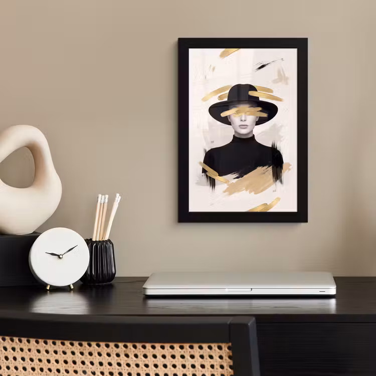 Vrouw - Portret - Modern - Goud - Kunst fotolijst zwart zonder passe partout klein -sfeer1