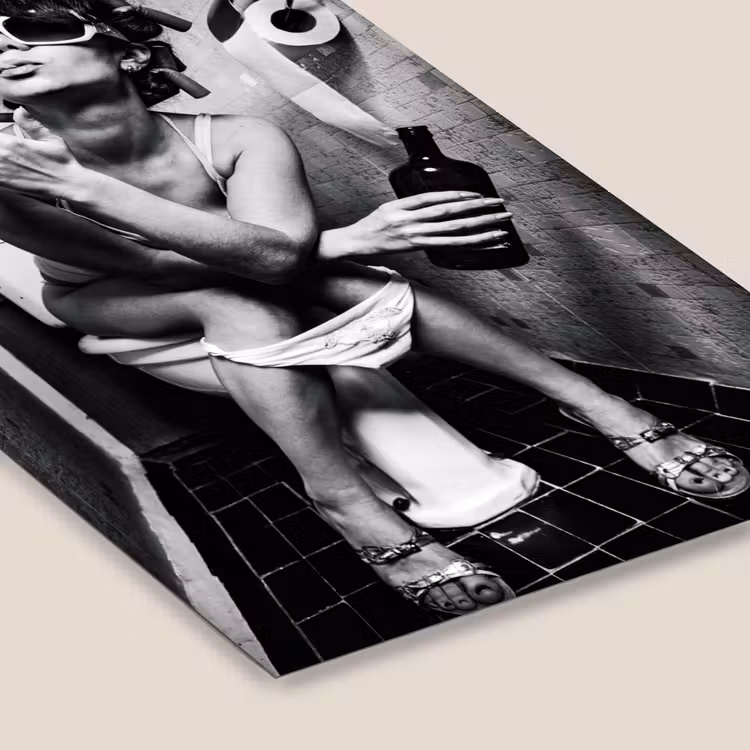 Vrouw - Vintage - Krulspelden - Toilet - Sigaret fotolijst zwart zonder passe partout klein -zsfeer6