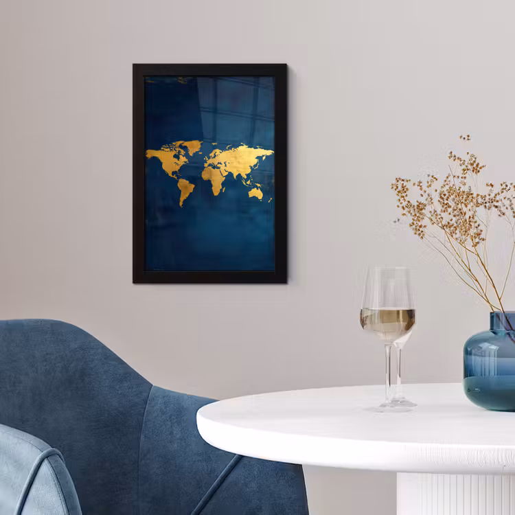 Wereldkaart - Goud - Donkerblauw fotolijst zwart zonder passe partout klein -sfeer4