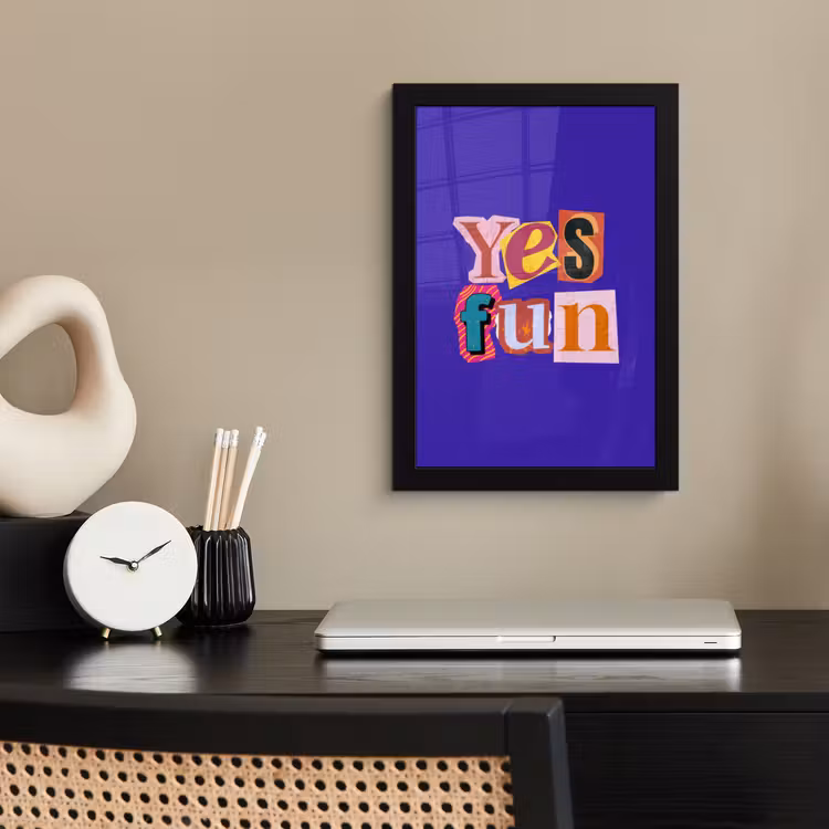 Yes fun - Kleurrijk - Collage-stijl fotolijst zwart zonder passe partout klein -sfeer1