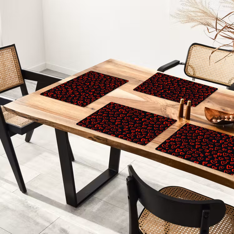 Zwart - Harten - Rood Placemat vinyl groot 368 -zzsfeer4_Kitchenyeah-website