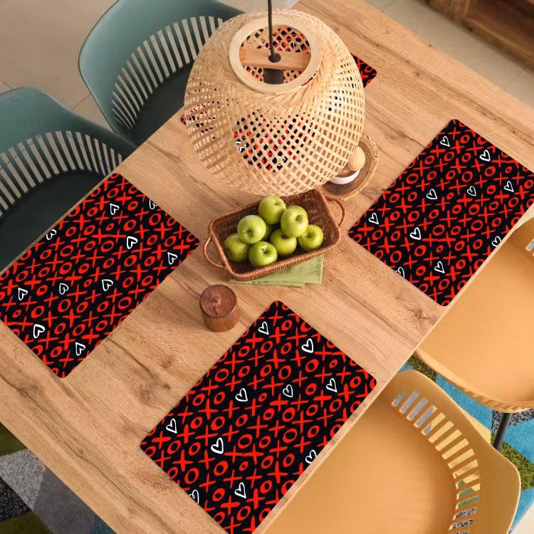 Zwart - Rood - Contrast - Liefde Placemat vinyl groot 368 -zzsfeer5_Kitchenyeah-website