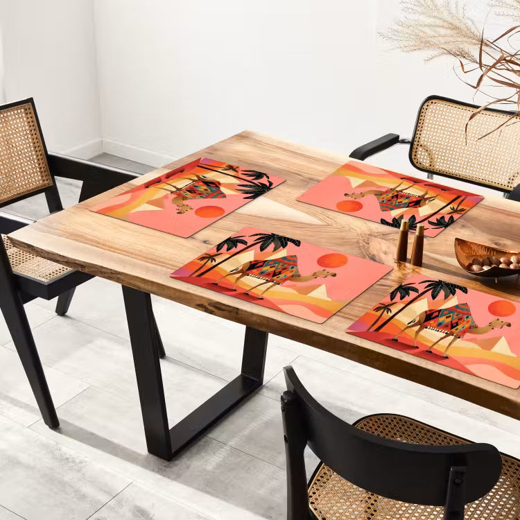 Kameel - Pyramides - Rode zon Placemat vinyl groot -zzsfeer4_Kitchenyeah-website