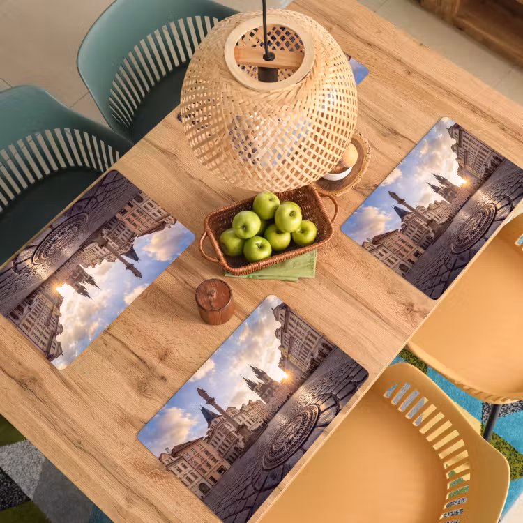 Stad - Praag - Ochtend - Architectuur - Goud Placemat vinyl groot -zzsfeer5_Kitchenyeah-website