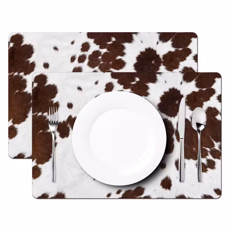 Koeienhuid - Klassiek - Bruin Placemat vinyl groot -zzsfeer2_Kitchenyeah-website