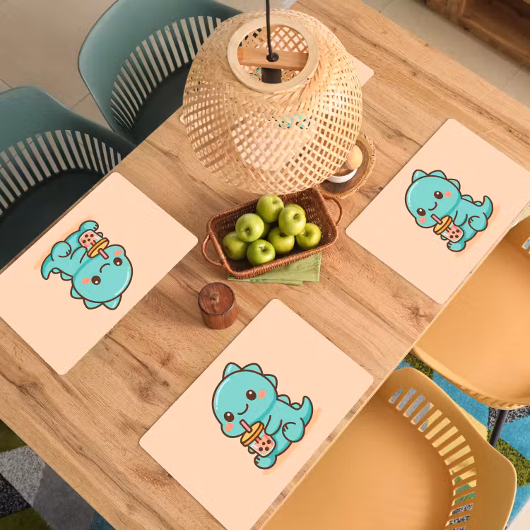 Dino - Boba - kawaii - Oranje Placemat vinyl groot -zzsfeer5_Kitchenyeah-website