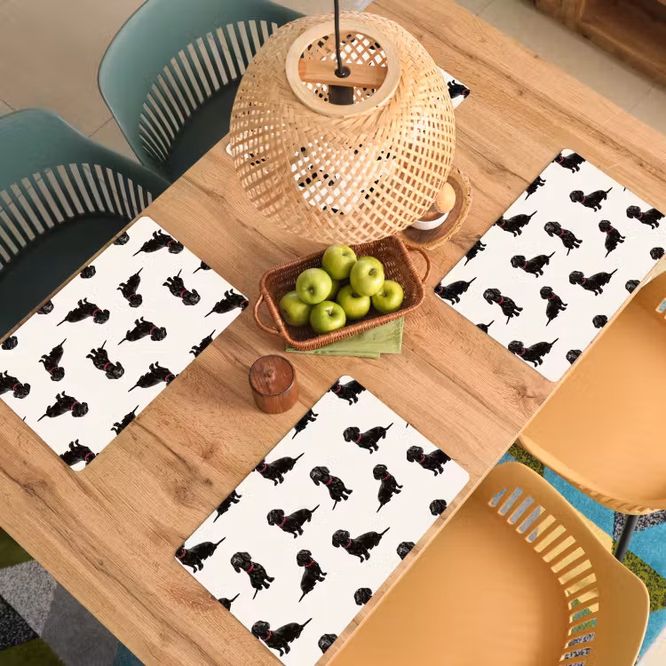 Hond - Patroon - Zwart Placemat vinyl groot 368 -zzsfeer5_Kitchenyeah-website
