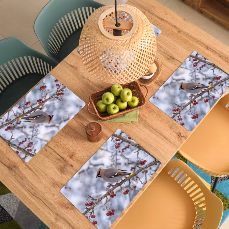 Pestvogel - Bessen - Winter - Natuur Placemat vinyl groot -zzsfeer5_Kitchenyeah-website