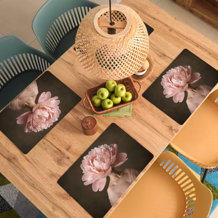 Gezicht - Roos - Roze Placemat vinyl groot -zzsfeer5_Kitchenyeah-website