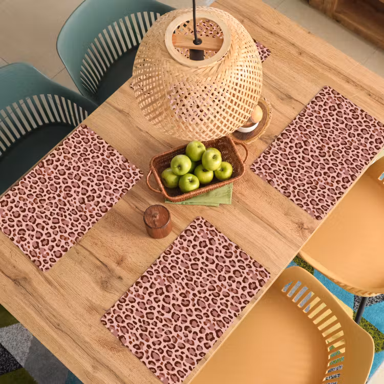 Luipaard - Patroon - Roze Placemat vinyl groot 368 -zzsfeer5_Kitchenyeah-website