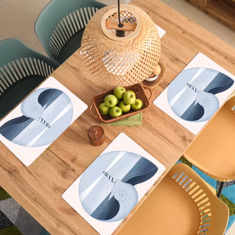 Vuurtoren - Zee - Schelp - Abstract - Blauw Placemat vinyl groot -zzsfeer5_Kitchenyeah-website