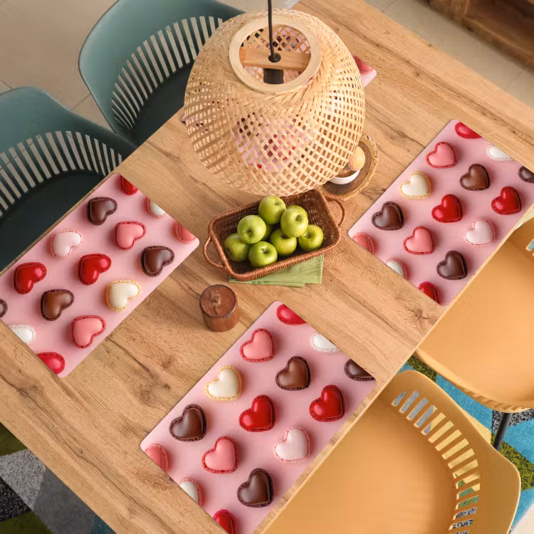 Macarons - Hartjes - Kleurrijk - Roze Placemat vinyl groot -zzsfeer5_Kitchenyeah-website