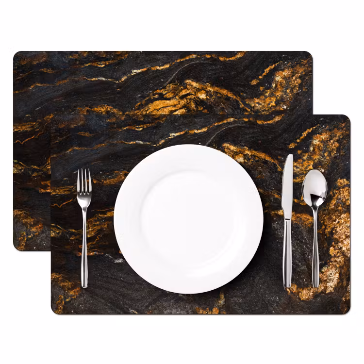 Marmer - Kalk - Zwart - Goud - Marmerlook - Luxe Placemat vinyl groot -zzsfeer2_Kitchenyeah-website