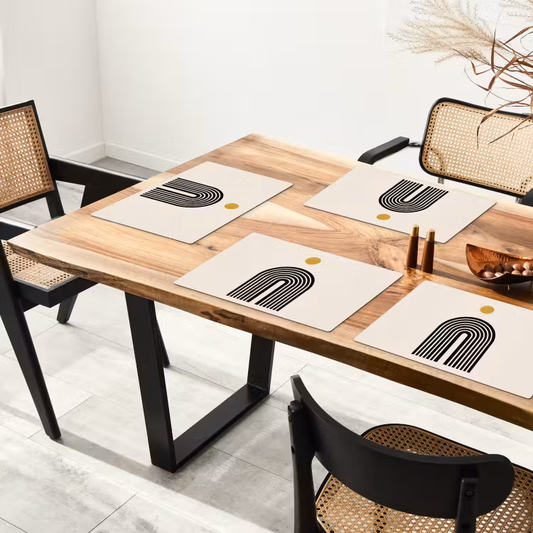 Minimalistisch - Zwarte boog - Gouden cirkel Placemat vinyl groot -zzsfeer4_Kitchenyeah-website