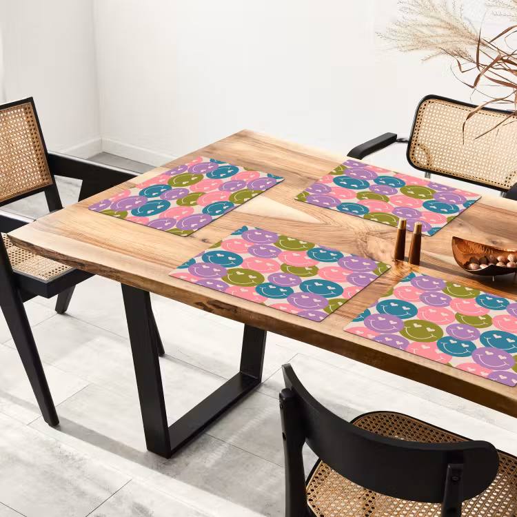 Patroon - Smiley - Kleurrijk - Hartjes Placemat vinyl groot 368 -zzsfeer4_Kitchenyeah-website