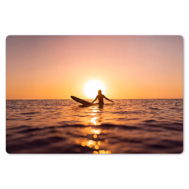 Persoon - Surfen - Zonsondergang - Zee - Oranje Placemat vinyl groot -zzsfeer1_Kitchenyeah-website