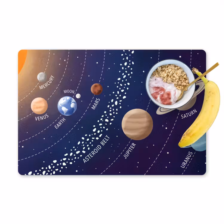 Planetenstelsel - Ruimte - Illustratie Placemat vinyl groot -zzzproduct_Kitchenyeah-website