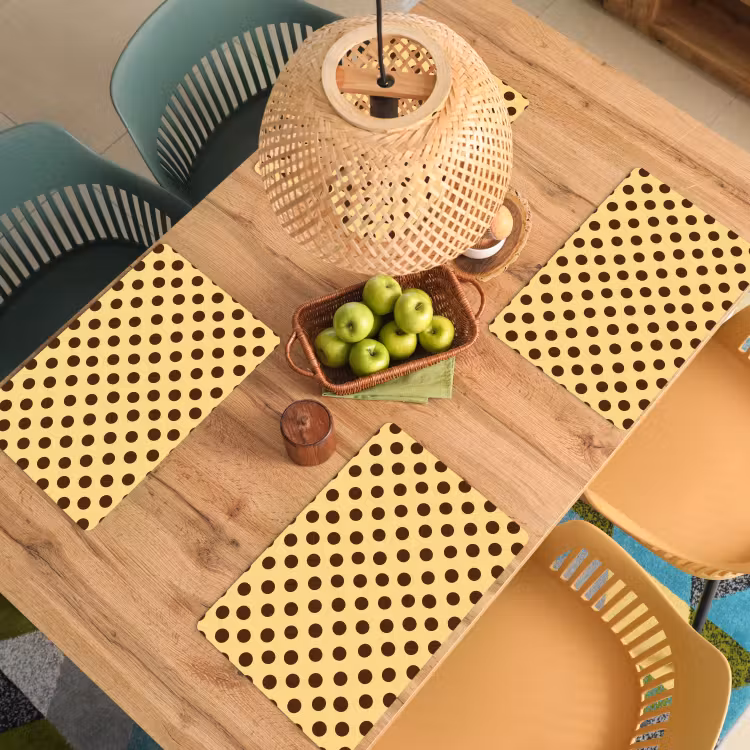 Polka Dot - Stippen - Retro - Geel - Bruin Placemat vinyl groot 368 -zzsfeer5_Kitchenyeah-website