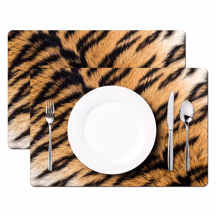 Realistisch - Tijgervacht - Zwart Placemat vinyl groot -zzsfeer2_Kitchenyeah-website