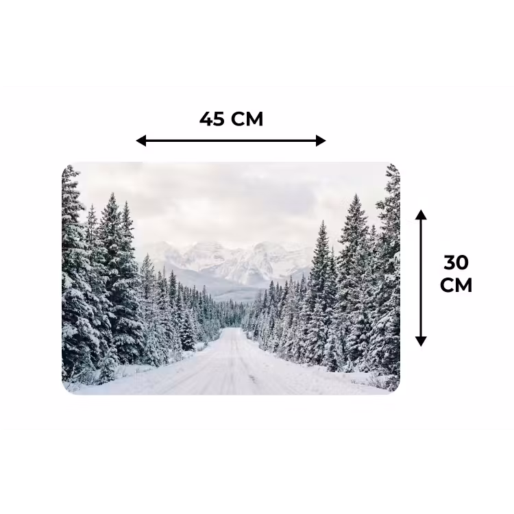 Weg - Sneeuw - Naaldbos - Winter - Avontuurlijk Placemat vinyl groot -specs