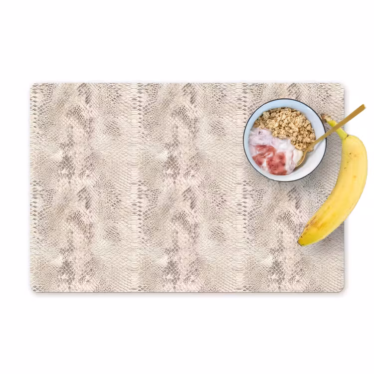Slang - Patroon - Beige Placemat vinyl groot 368 -zzzproduct_Kitchenyeah-website
