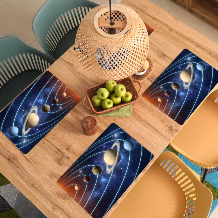 Ruimte - Zonnestelsel - Blauw Placemat vinyl groot -zzsfeer5_Kitchenyeah-website