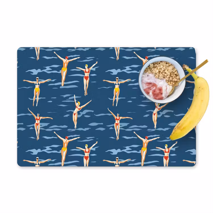 Zwemsters- Retro - Blauw Placemat vinyl groot 368 -zzzproduct_Kitchenyeah-website