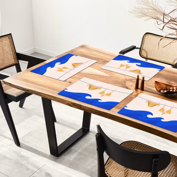 Zwemkleding - Zee - Zomer - Illustratie - Geel Placemat vinyl groot -zzsfeer4_Kitchenyeah-website