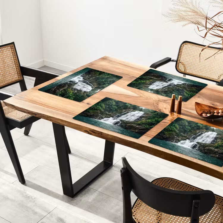 Waterval - Bos - Natuur - Groen Placemat vinyl groot -zzsfeer4_Kitchenyeah-website