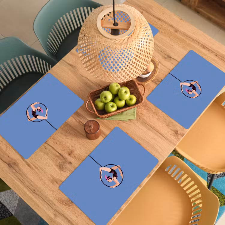 Vrouw - Aerial hoop - Art deco - Illustratie - Blauw Placemat vinyl groot -zzsfeer5_Kitchenyeah-website